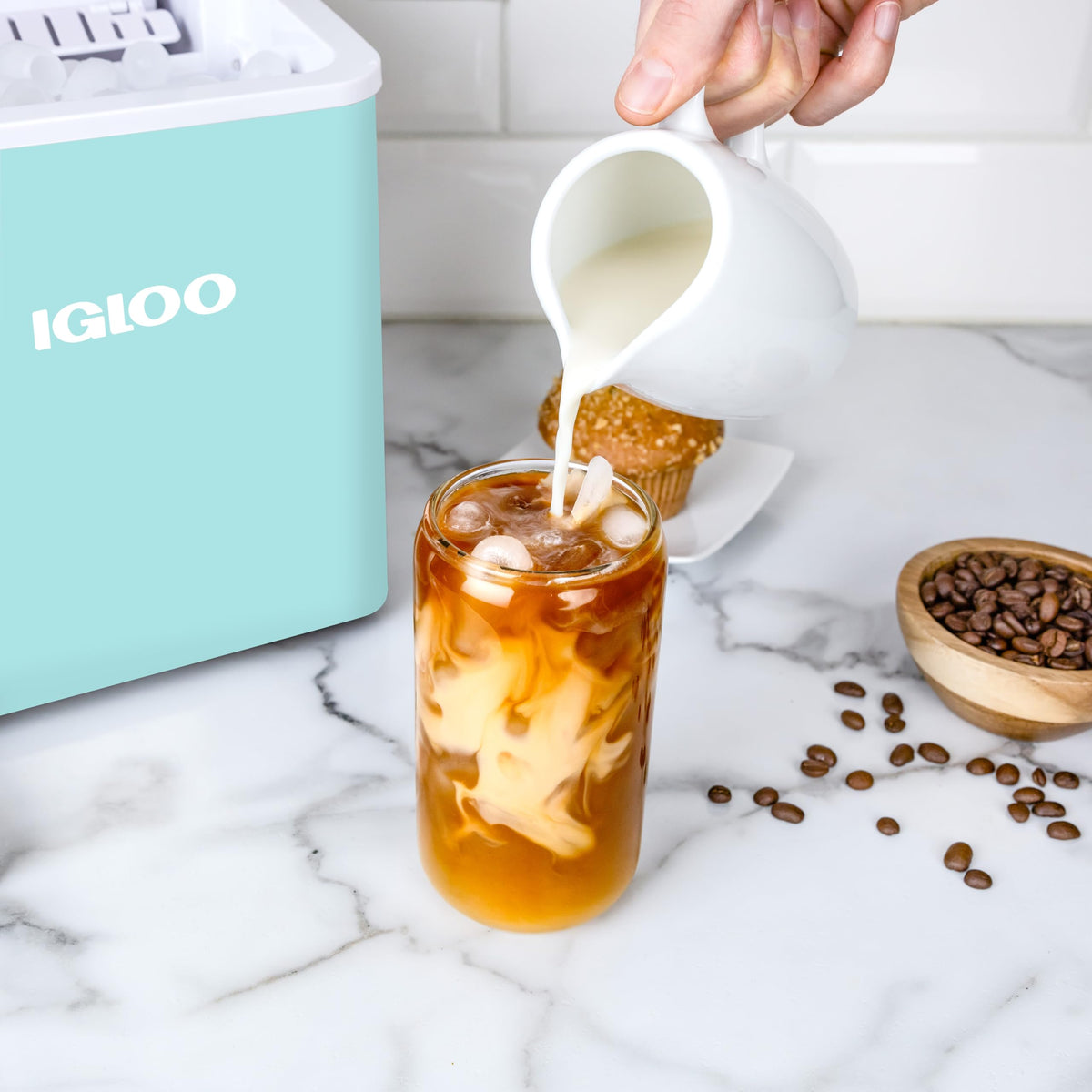 Igloo Portable Ice Maker with Scoop - Ice Maker with LED Control Panel & 1.5 Quart Water Tank - Stainless Ice Cube Maker Produces 26 Lbs. of Ice in 24 Hours with 9 Large or Small Cubes in 7 Minutes Jansha Store