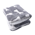 Pet Blanket Dog Bed Cat Mat Flannel Thickened Accessories Keep Warm In Winter Sleeping For Sofa Cushion Home Rug Supplies CAN
