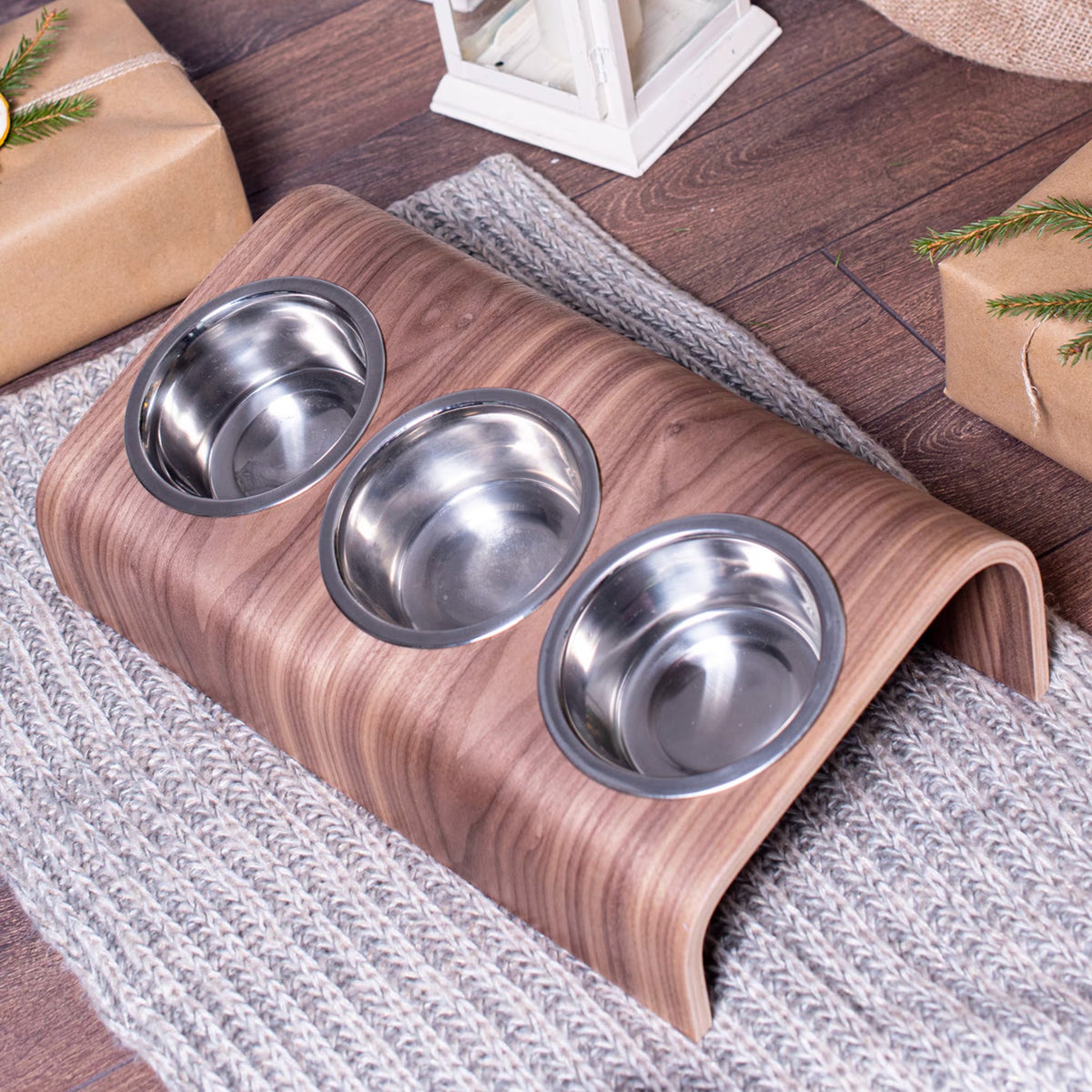Wooden Elevated Cat and Dog Bowl Stand with 3 Bowls Valiai