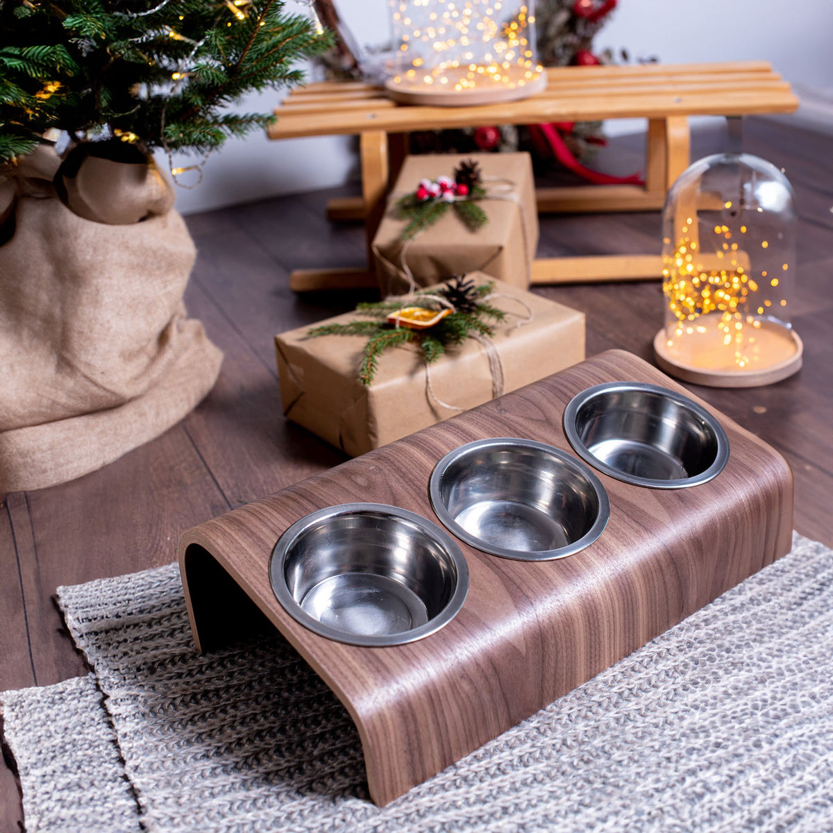Wooden Elevated Cat and Dog Bowl Stand with 3 Bowls Valiai